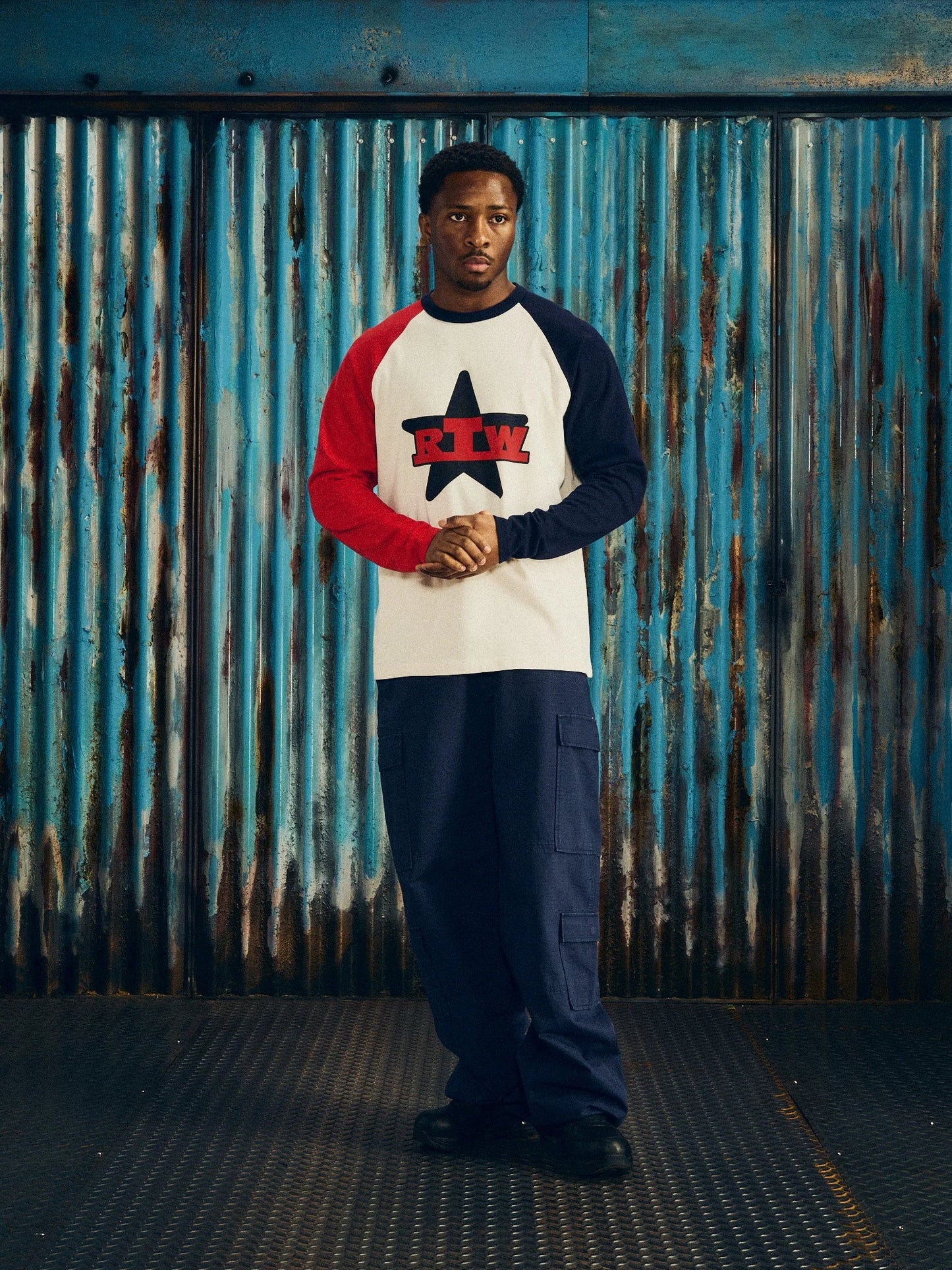 RTW STAR RAGLAN LS